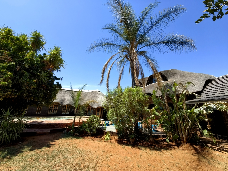 Commercial Property for Sale in Swartruggens North West